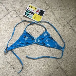 Jolyn Vent Top with Free Jolyn Stickers Pack